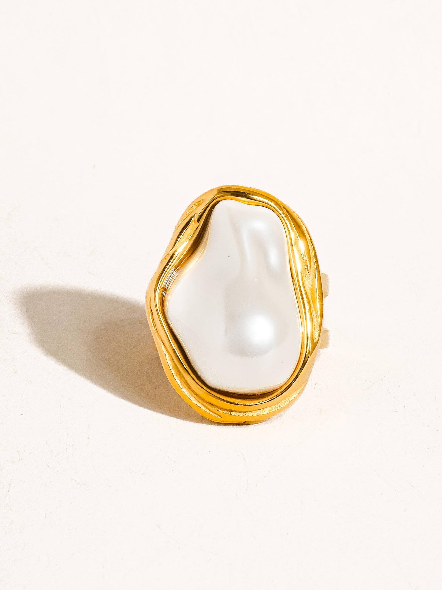 Cameron Classic Pearl Ring