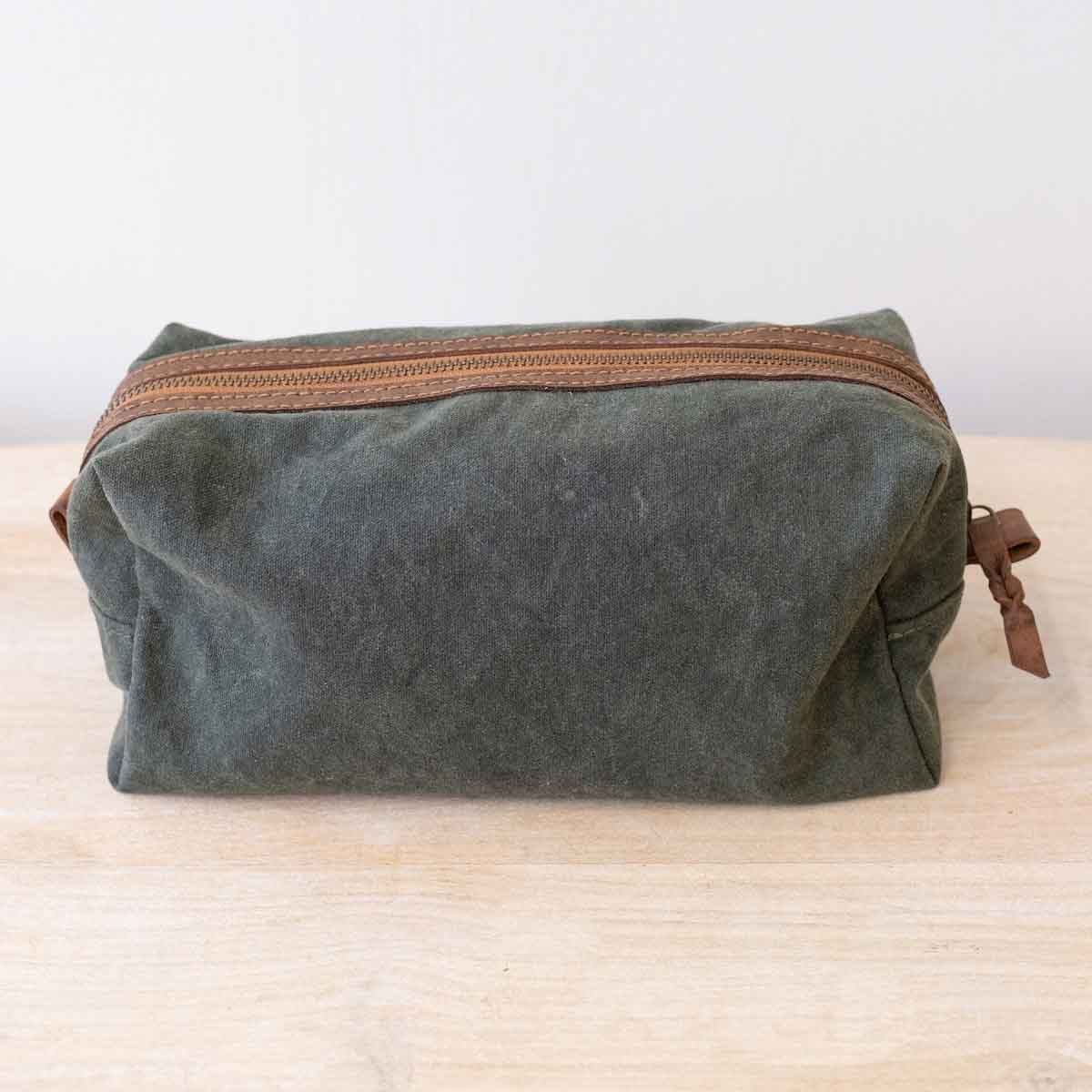 Brexton Canvas Shaving Kit in Olive