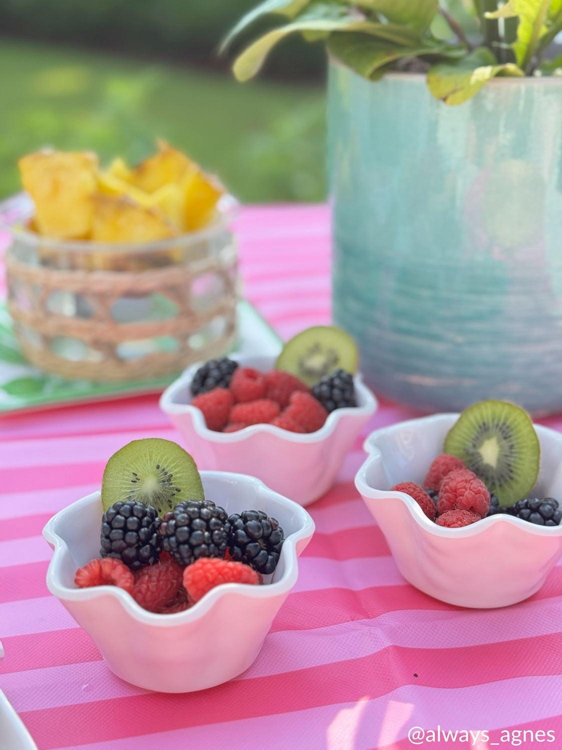 Ruffled Melamine Tid Bit Bowls