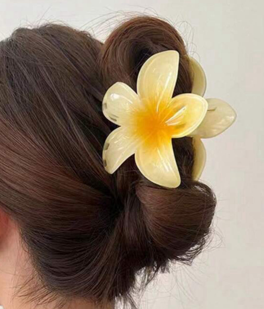 Flower Claw Clip