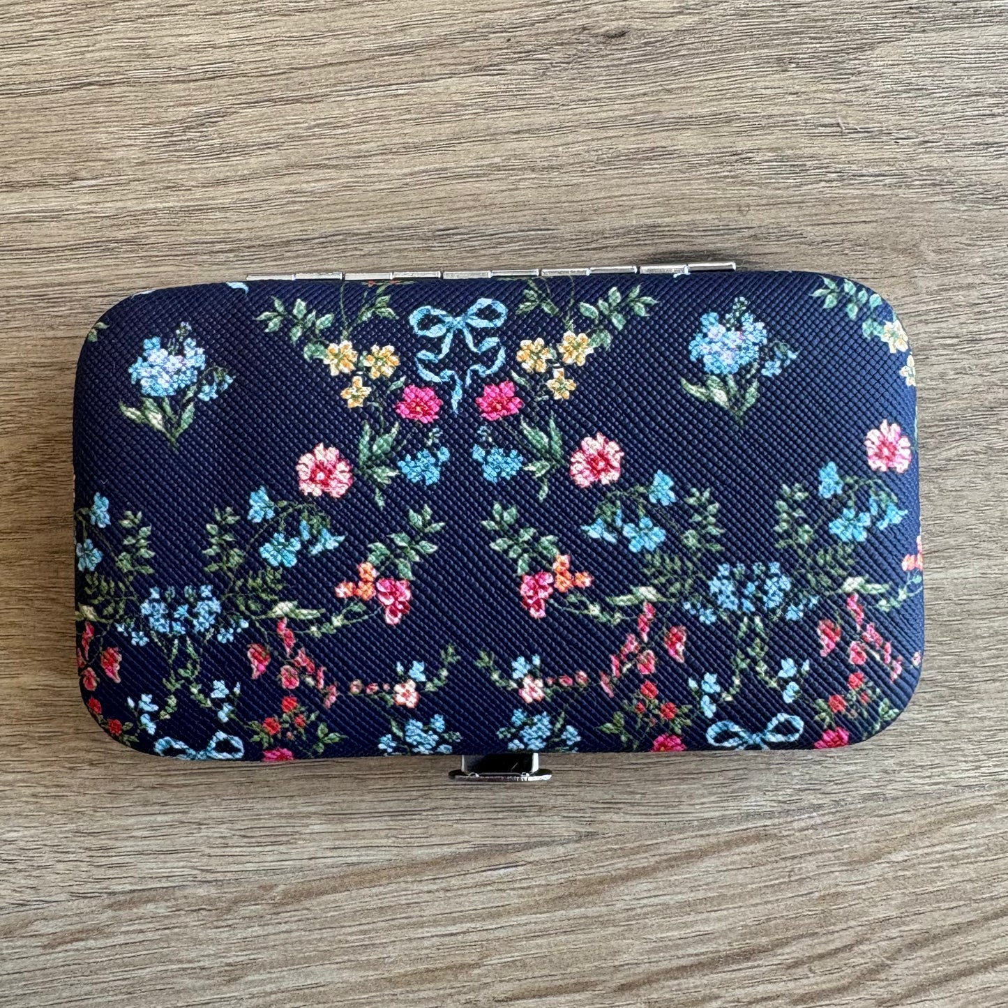 Travel Manicure Kit