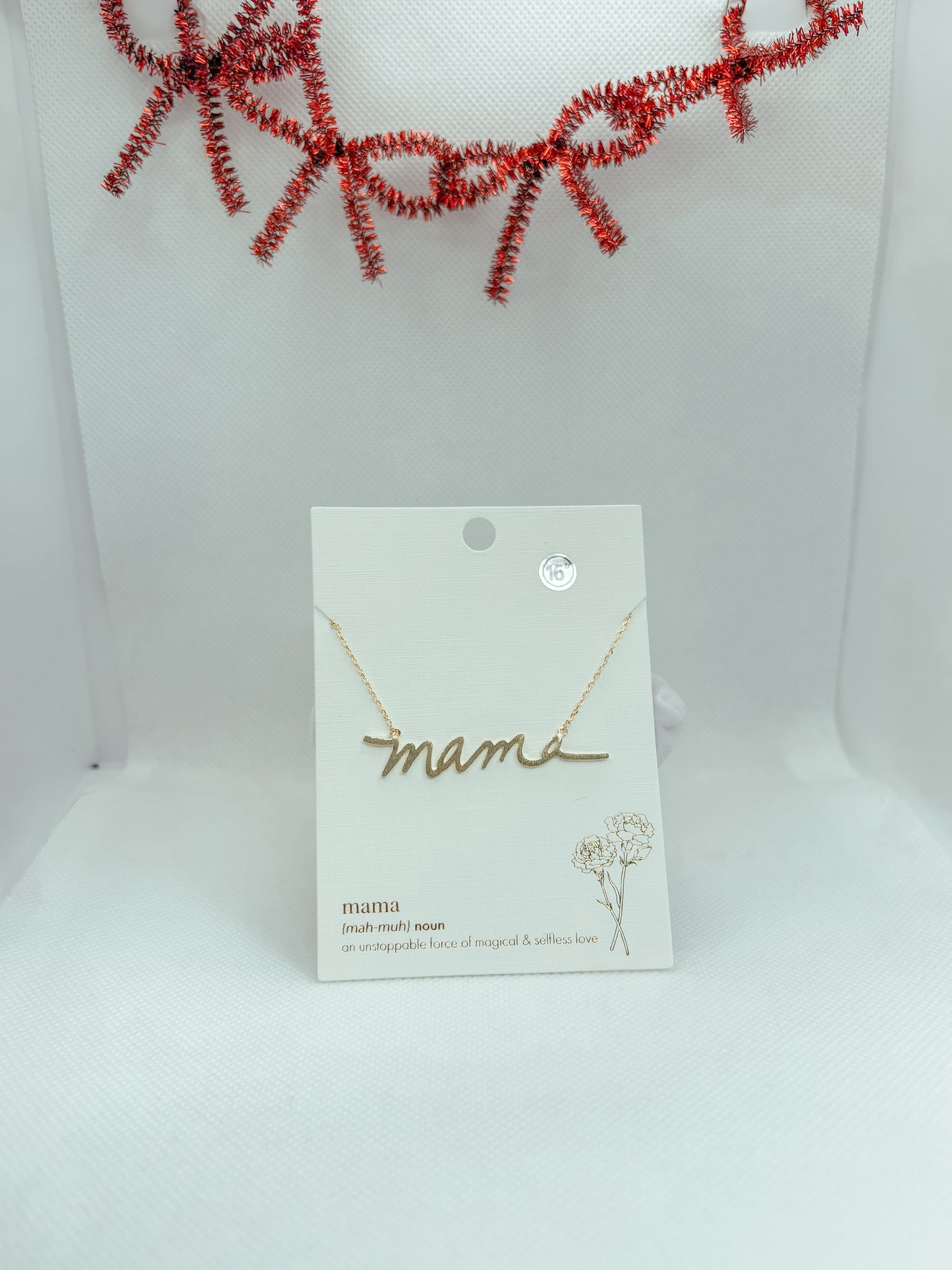 Mama Necklace