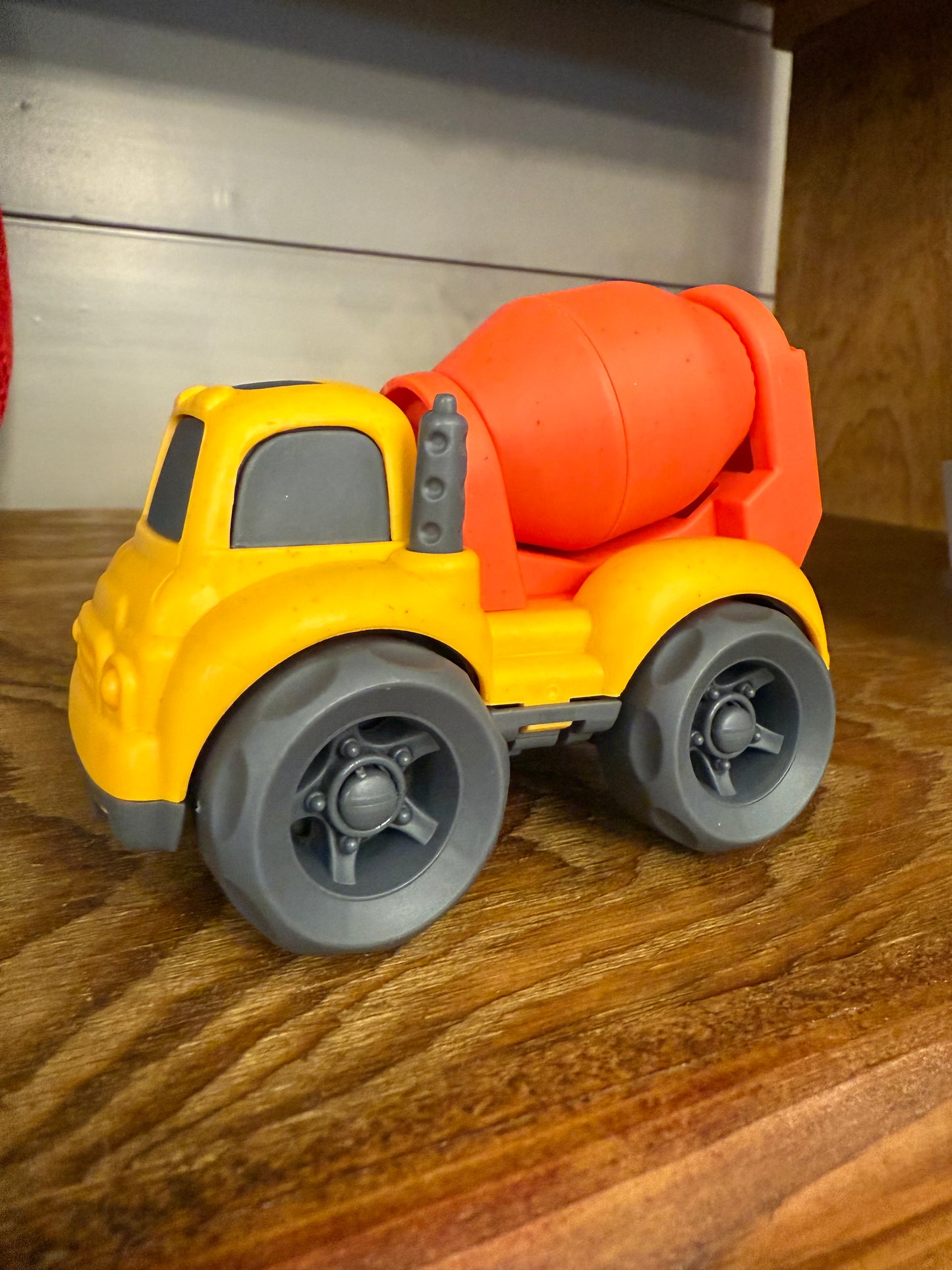 Wheat Straw Toy Cars
