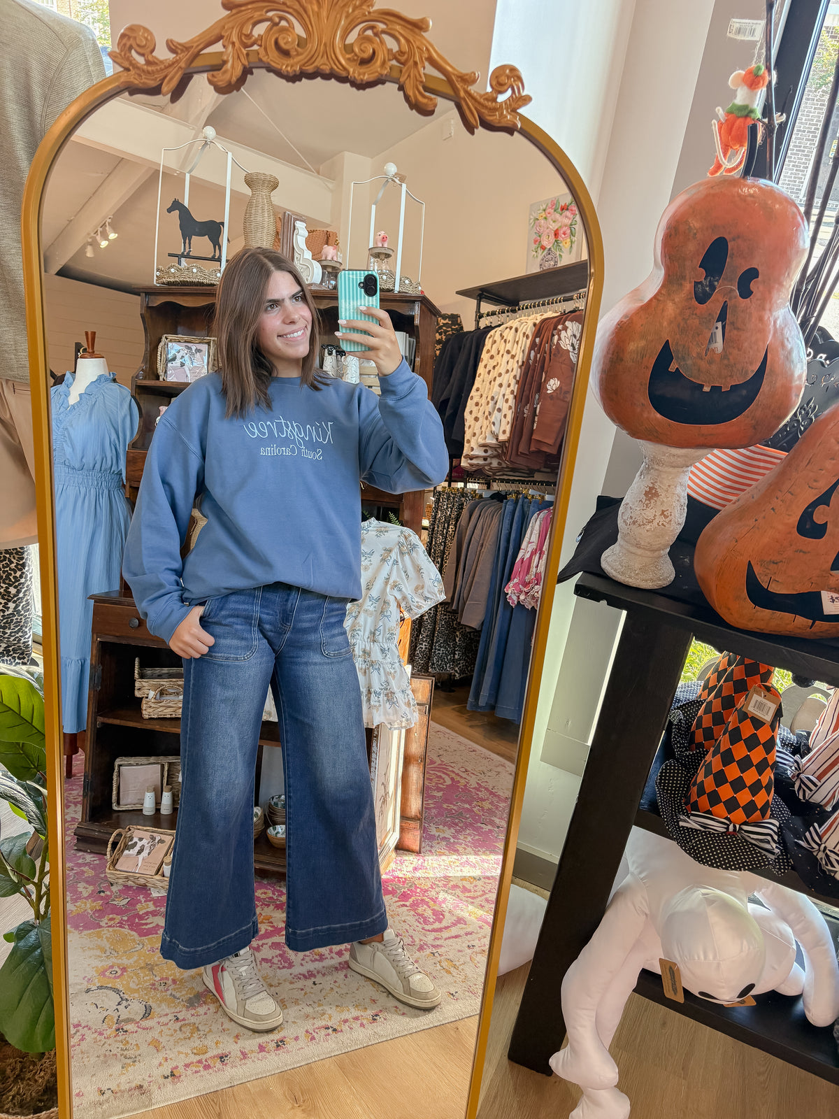 Embroidered Kingstree Sweatshirt