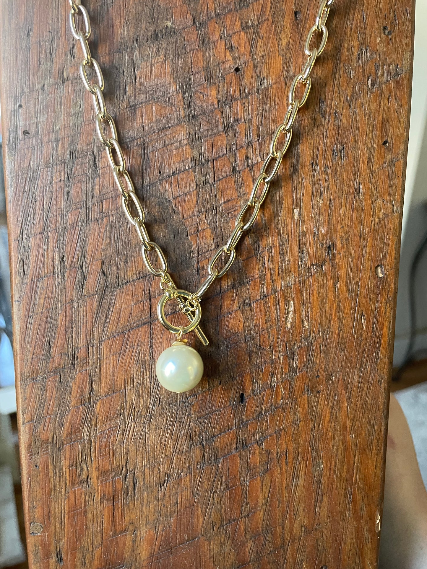 Pearl Eyelet Necklace