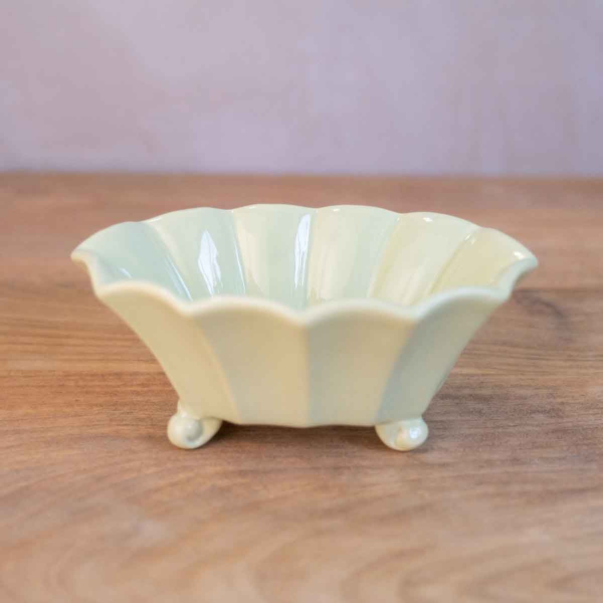 Scalloped Dish in Light Green